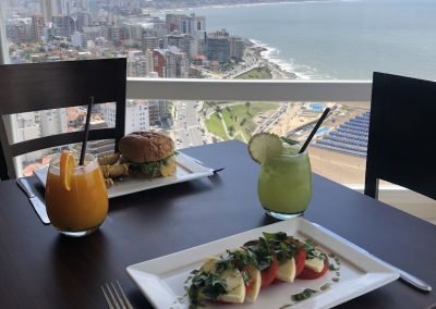 Almuerzo en Las Nubes